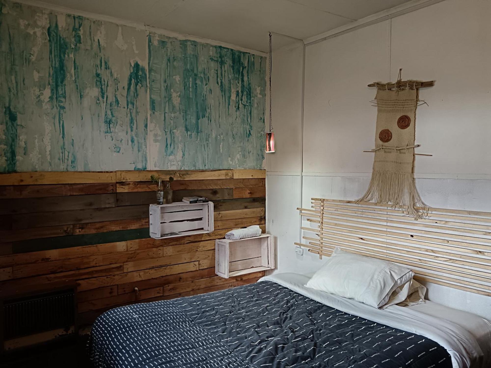 Upcycling Hostel Puerto Natales Exteriör bild